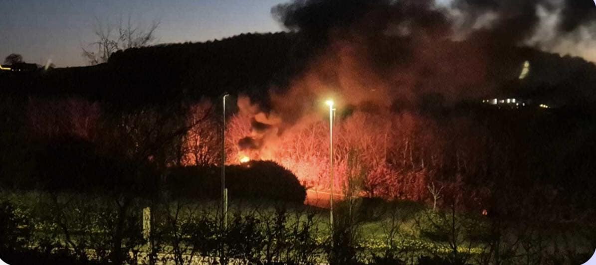 Fire crews battle ongoing lay-by blaze near to Aberdeen road